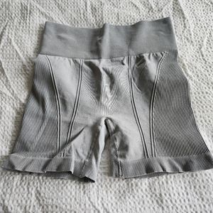 Alala gray bike seamless shorts medium